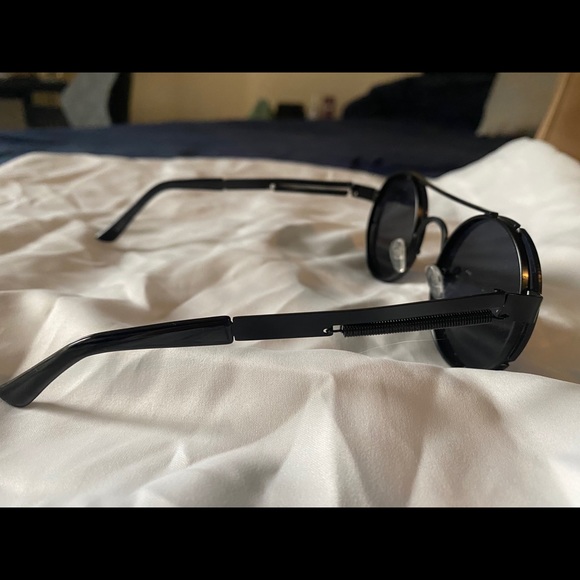 Sunglasses - Picture 2 of 2